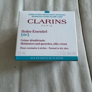 Clarins Hydra-Essentiel Silky Cream - Blue and White Packaging